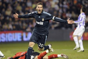 爱游戏体育app网页版下载-国足球员恢复训练全队备战积极，国足 训练